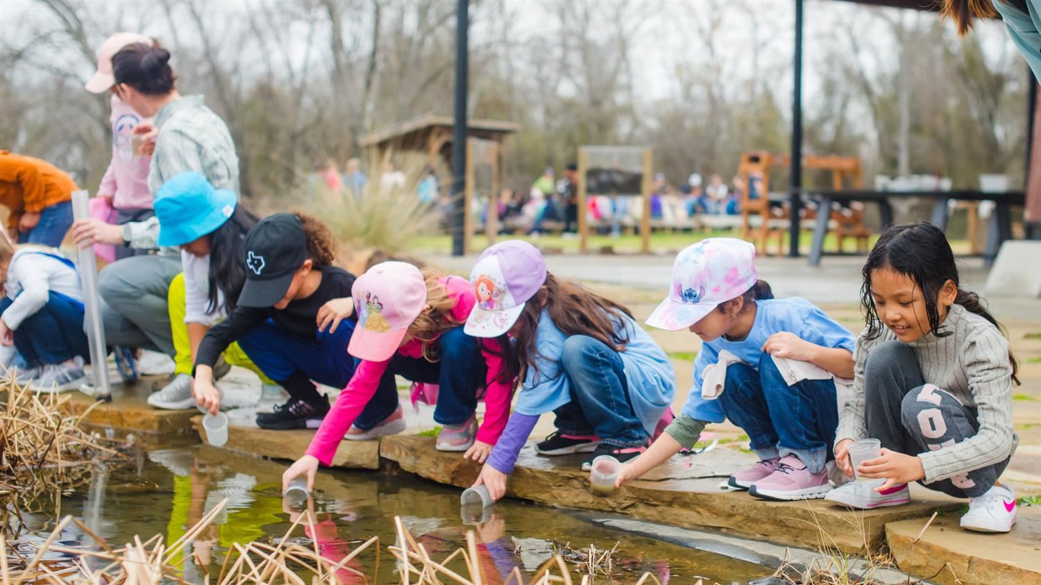 Forest Vista and Valley Ridge Students Explore Outdoor Learning