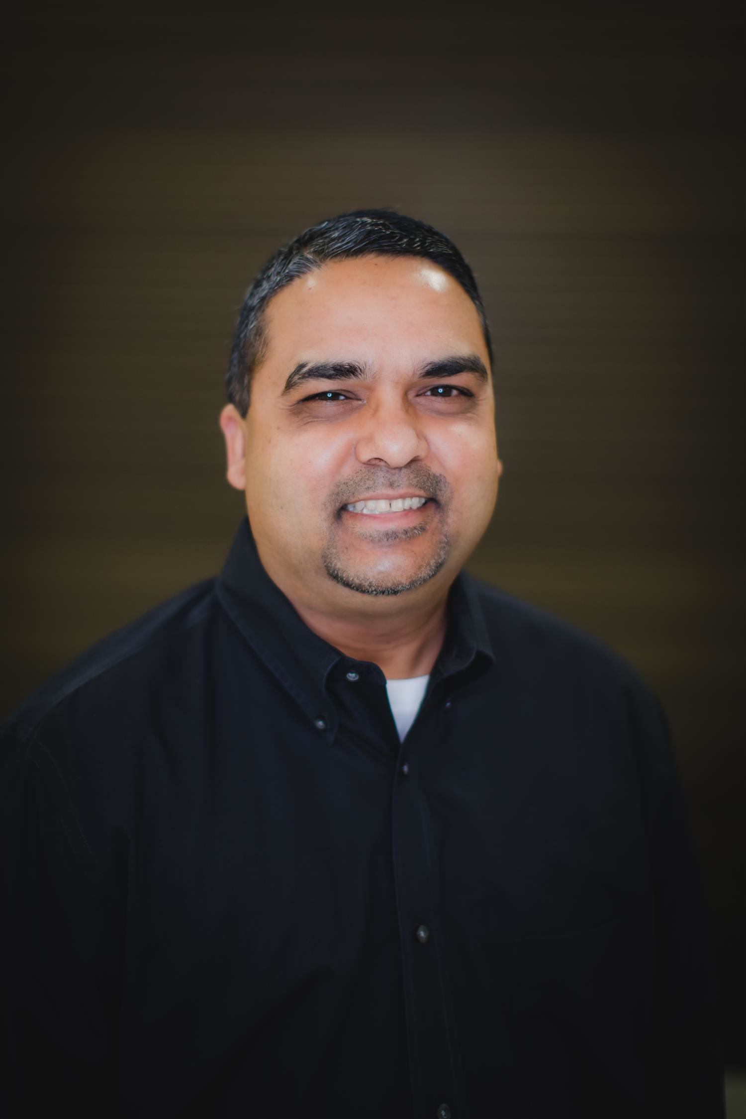 Mike Thakur